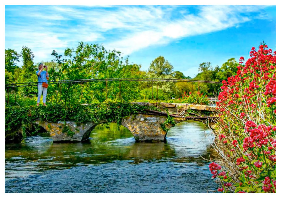 Colourful Springtime in the Cotswolds... Click to view... 